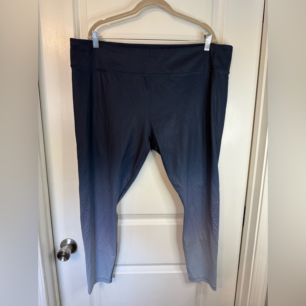 Athleta Ombre Navy to Light Gray Leggings